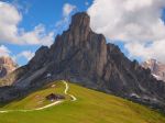 Dolomites._Probably_most_beautiful_mountains_in_the_world_01.jpg
